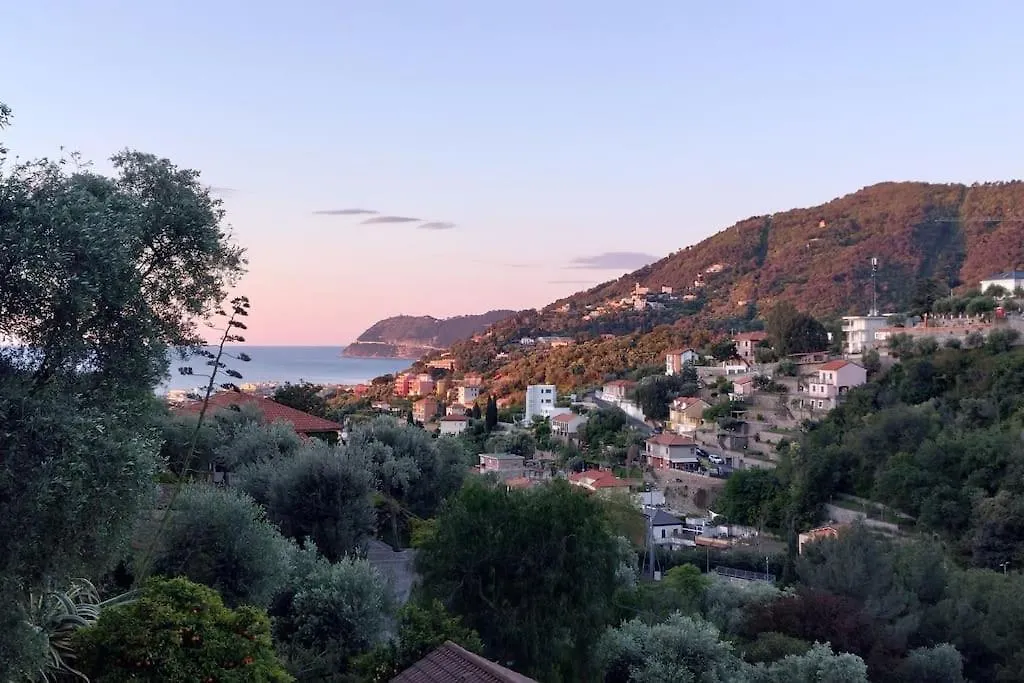 La Casa Di Nonna Lorenna Alassio Villa