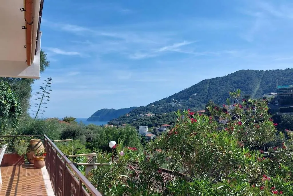 La Casa Di Nonna Lorenna Alassio