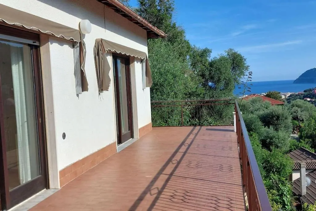 La Casa Di Nonna Lorenna Alassio Villa